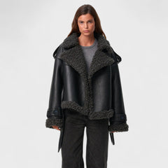 Elvira - Płaszcz z Wełny Owczej z Paskiem