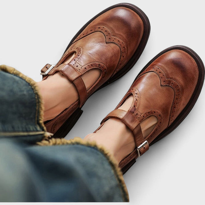 Elisa - Elegancja i Komfort Skórzanych Obcasów